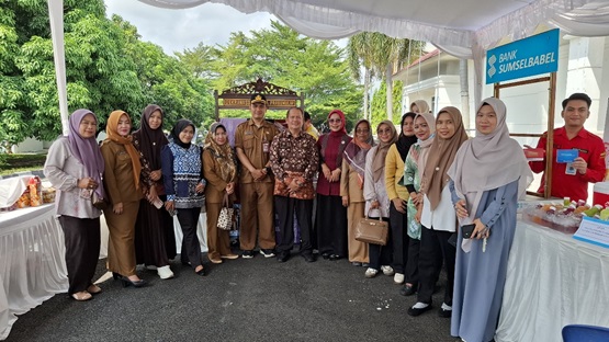 Brida Sumsel Turut serta dalam pengembangan memanfaatkan benang dari serat daun nanas di Kota Prabumulih